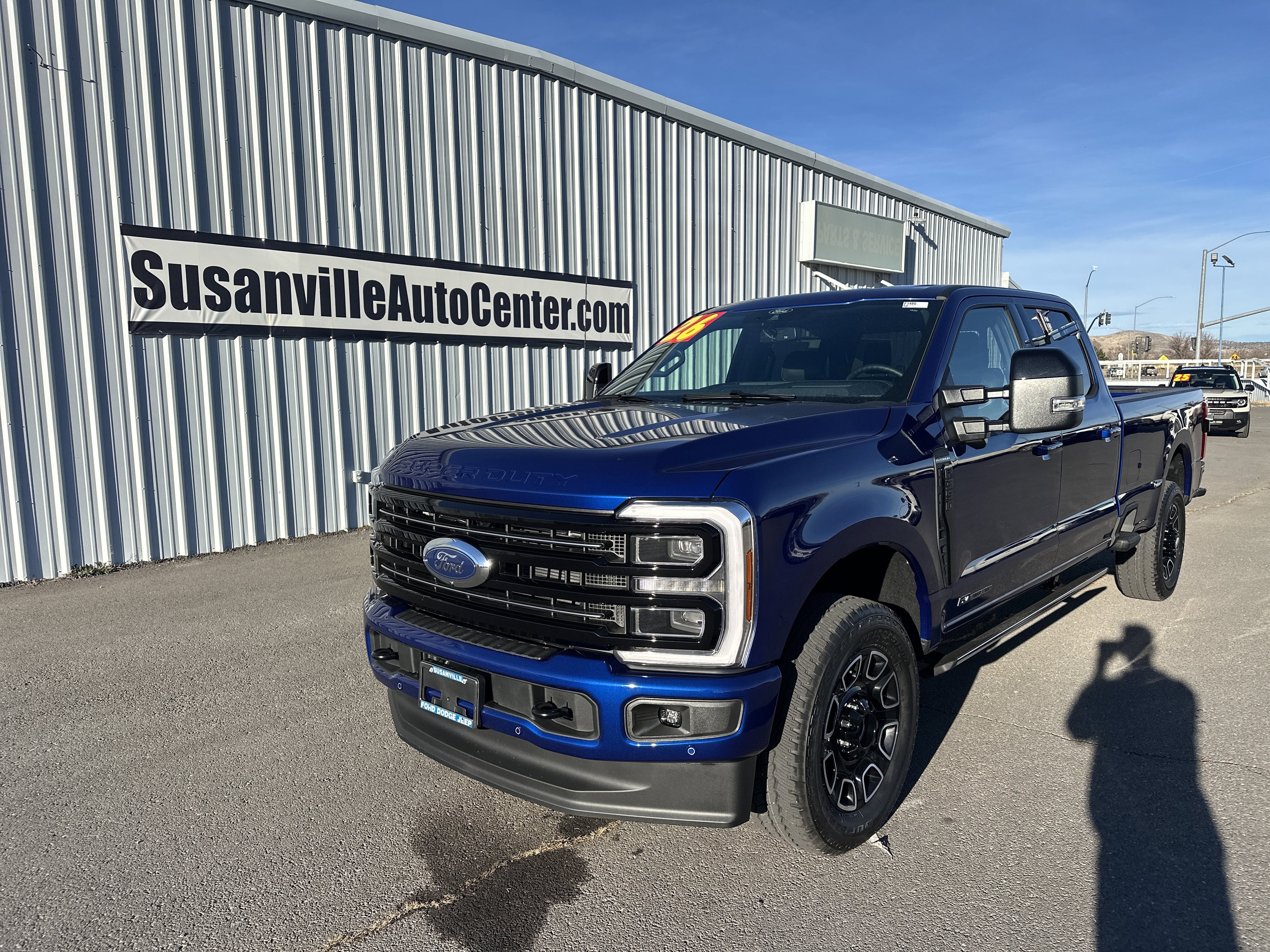 2026 Ford F-350 Super Duty Platinum's photo