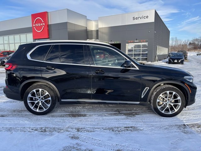 Used 2020 BMW X5 40i with VIN 5UXCR6C04L9C91220 for sale in Rochester, Minnesota