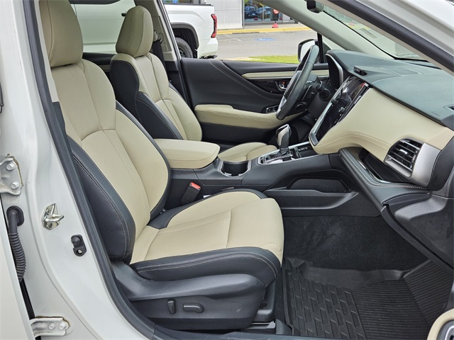2020 Subaru Outback Limited photo 16
