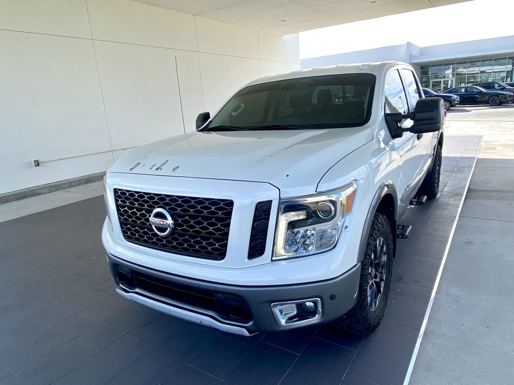2018 Nissan Titan PRO-4X
