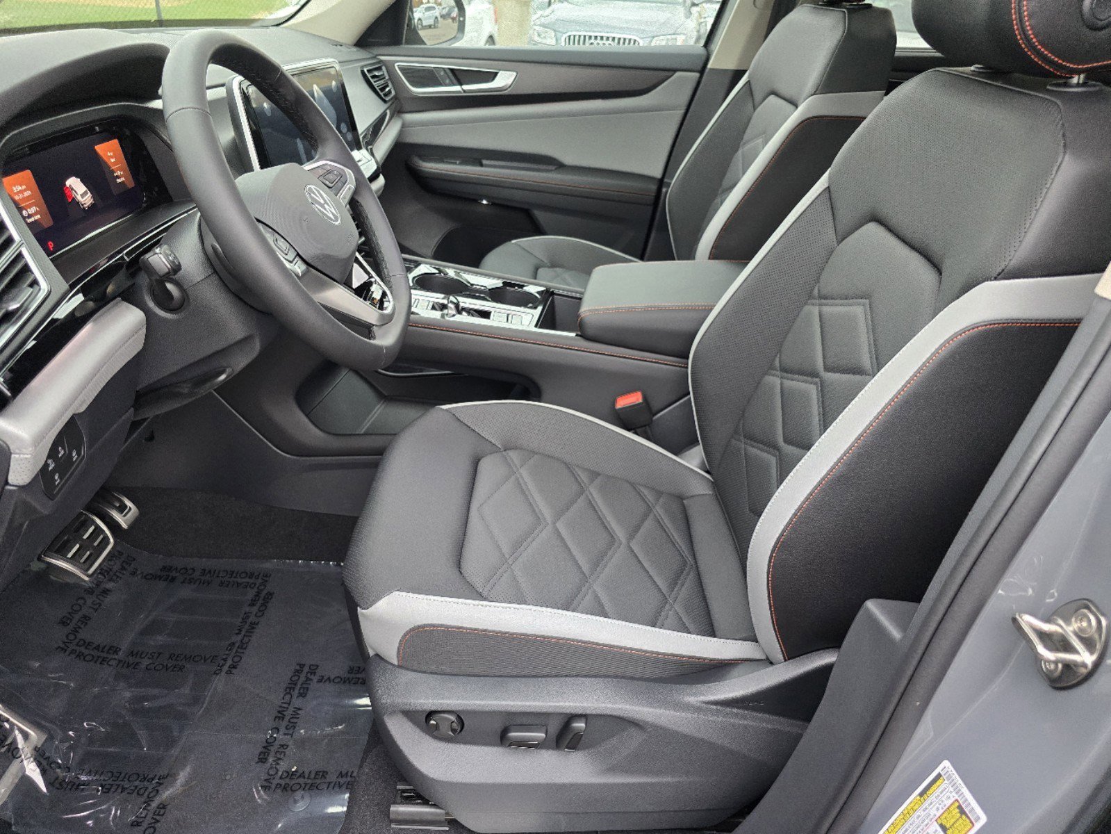 2025 Volkswagen Atlas Peak Edition photo 13