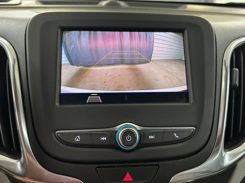 2020 Chevrolet Equinox LS photo 11