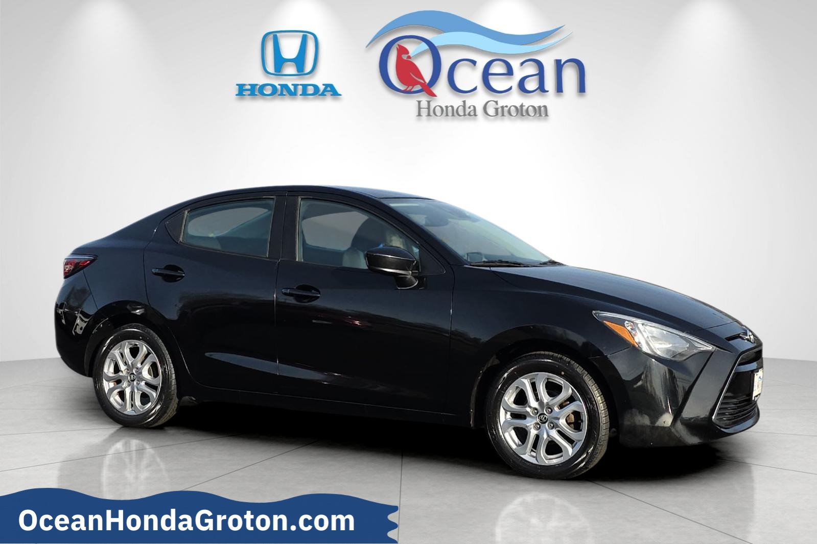 2017 Toyota Yaris iA Base's photo