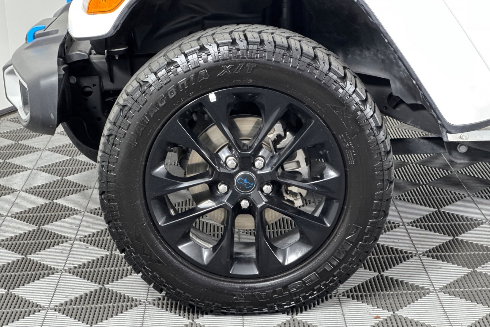 2024 Jeep Wrangler Sahara 4xe photo 25