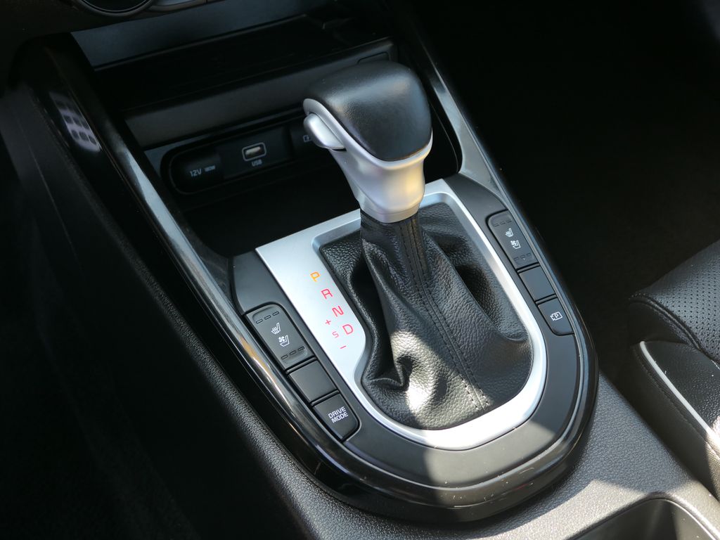 2023 Kia Forte GT-Line photo 19