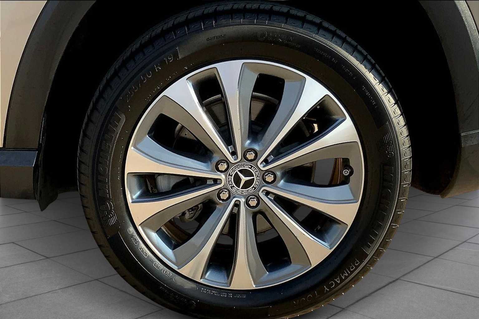 2020 Mercedes Benz GLE 350 4MATIC photo 9