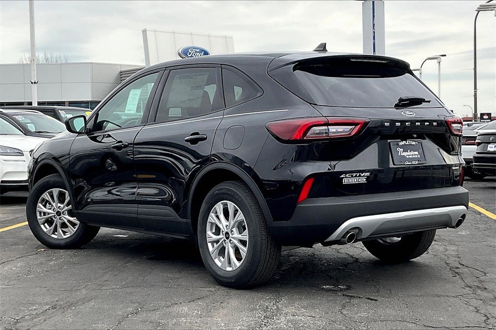 2025 Ford Escape Active photo 3