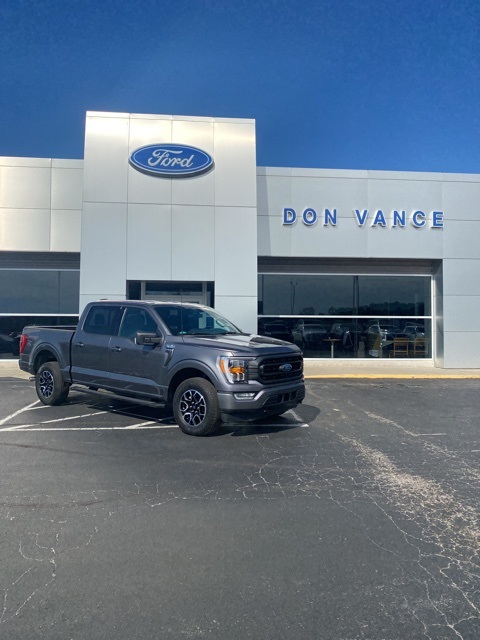 2022 Ford F-150 XLT's photo