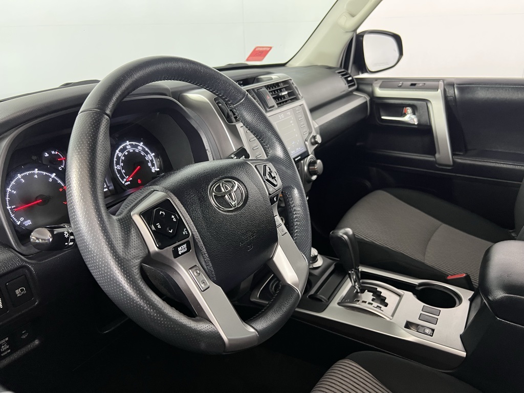 2024 Toyota 4Runner SR5 photo 16