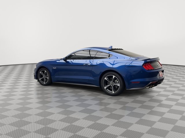 2023 Ford Mustang GT photo 2