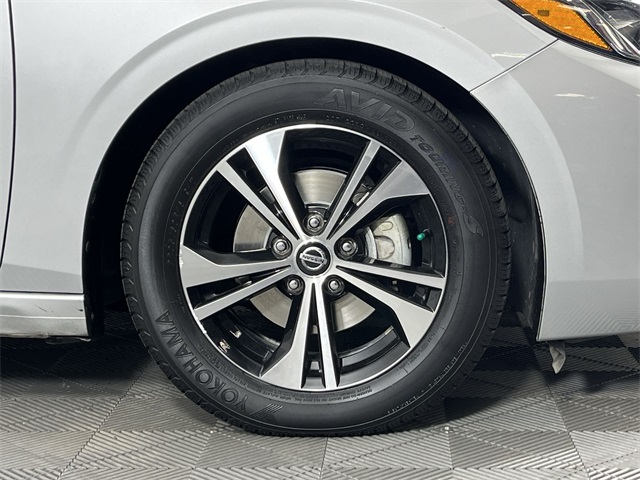 2020 Nissan Sentra SV photo 2