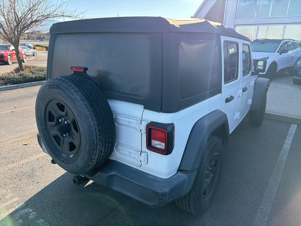 2018 Jeep Wrangler Unlimited Sport photo 3