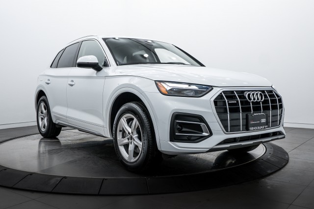 2023 Audi Q5 Premium's photo