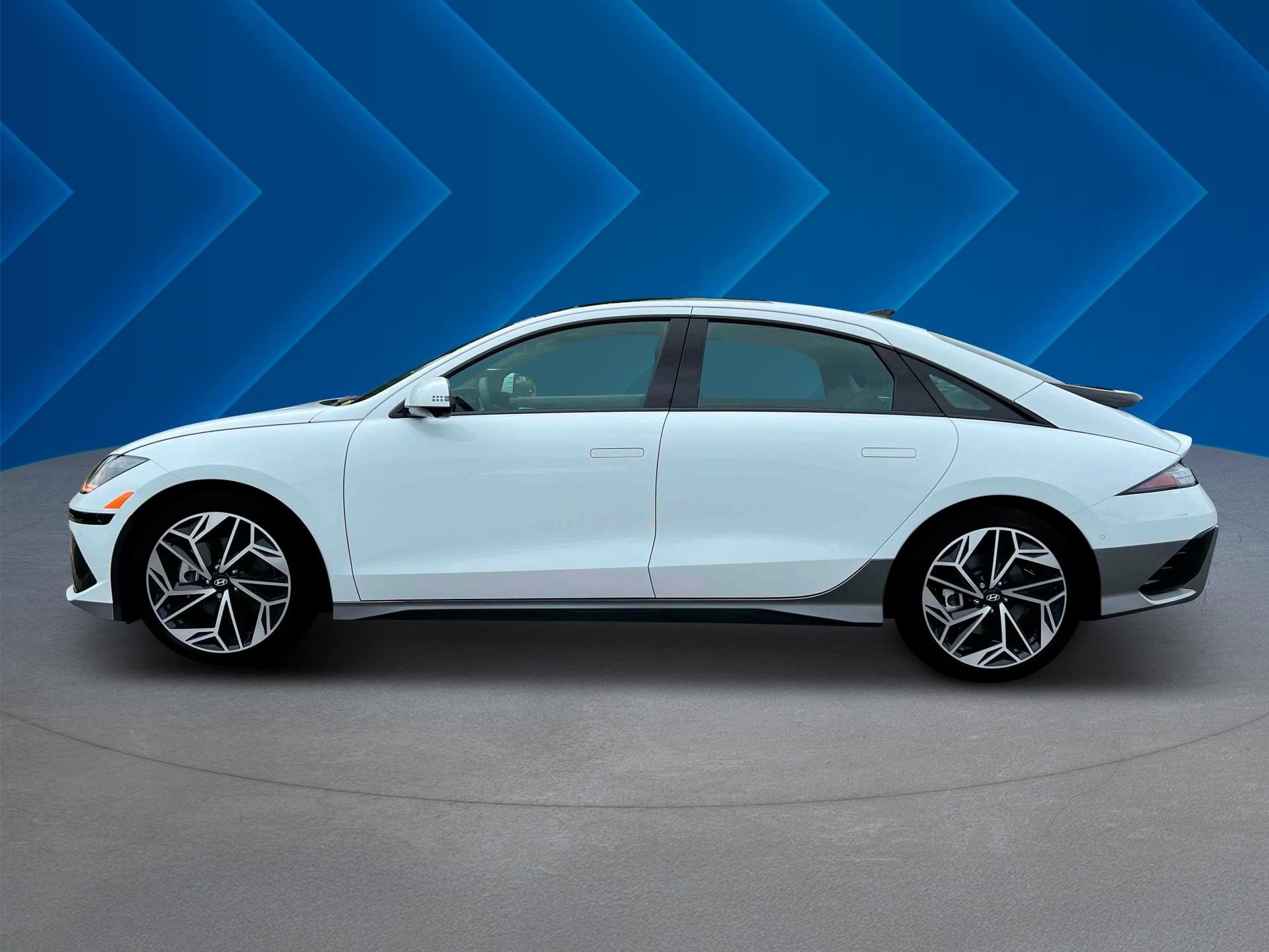 2025 Hyundai Ioniq 6 Limited photo 3
