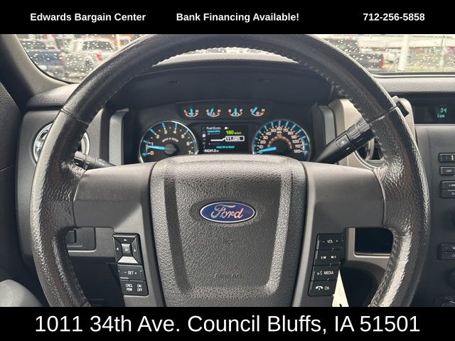 2011 Ford F-150 XLT photo 16