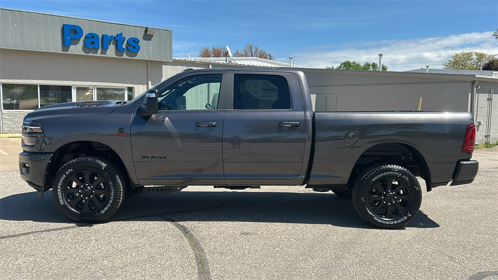 2025 Ram 2500 Laramie photo 8