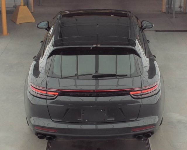 2018 Porsche Panamera E-Hybrid Sport Turismo 4 photo 3