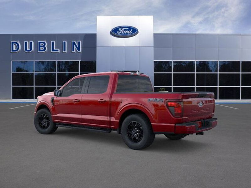 2025 Ford F-150 XLT photo 2
