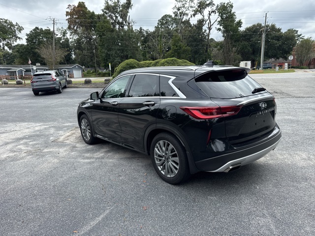 2024 Infiniti QX50 Luxe photo 2