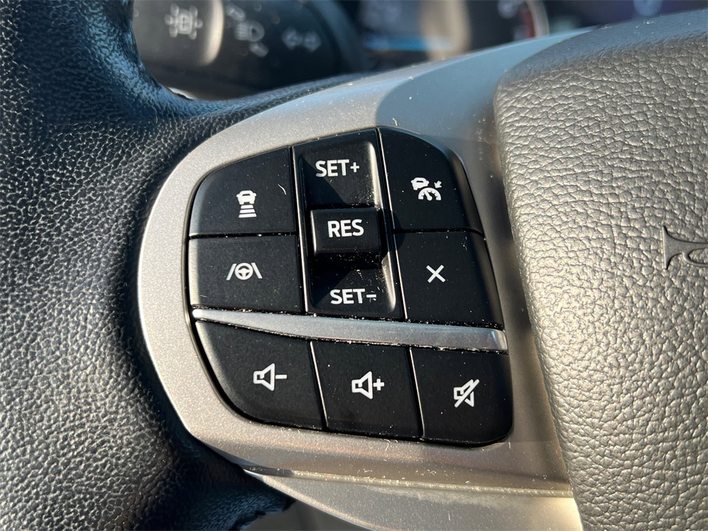 2022 Ford Explorer XLT photo 15