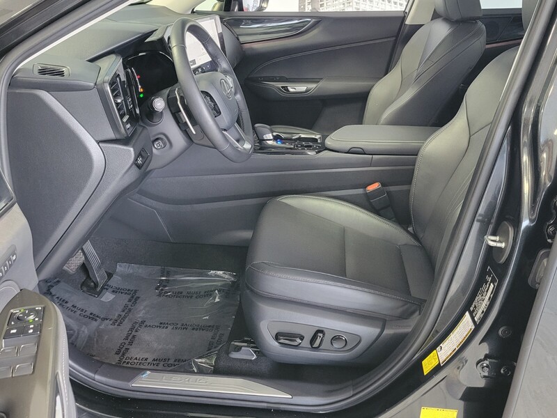 2025 Lexus NX 350h Premium AWD photo 8