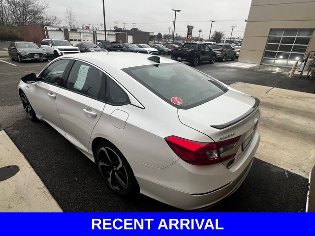 2022 Honda Accord Hybrid Sport photo 2