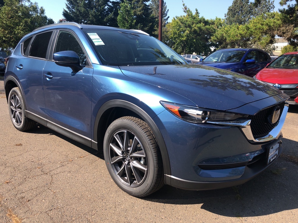 2018 Mazda CX-5 Touring's photo