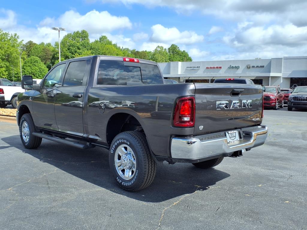 2025 Ram 2500 Tradesman photo 17