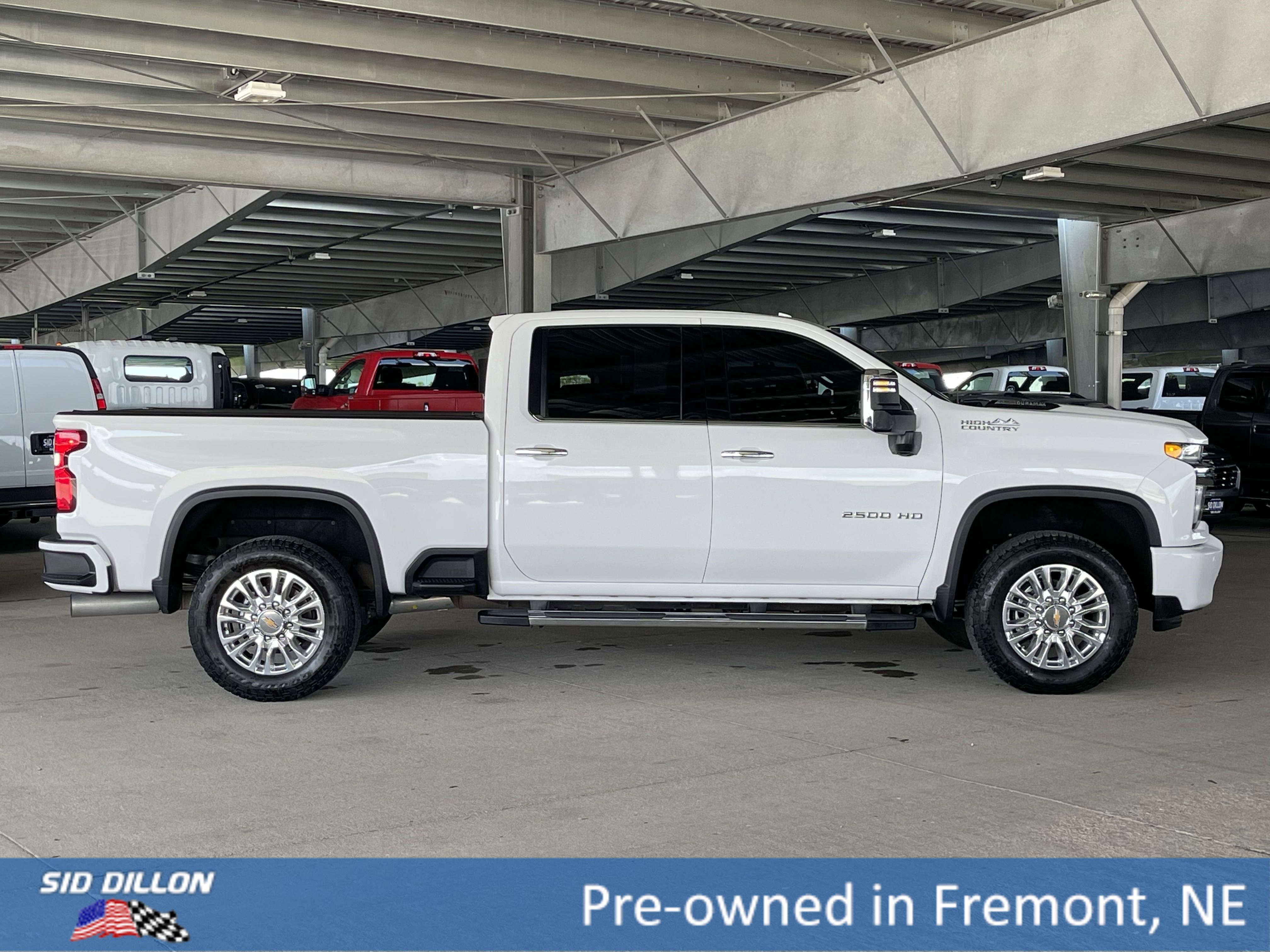 2022 Chevrolet Silverado 2500HD High Country photo 9