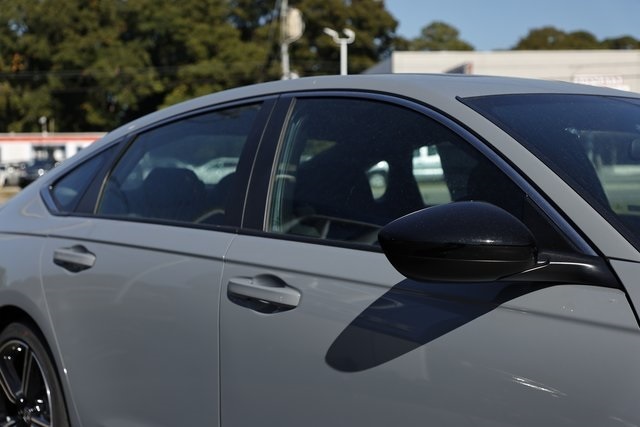 2025 Honda Accord Hybrid Sport photo 16