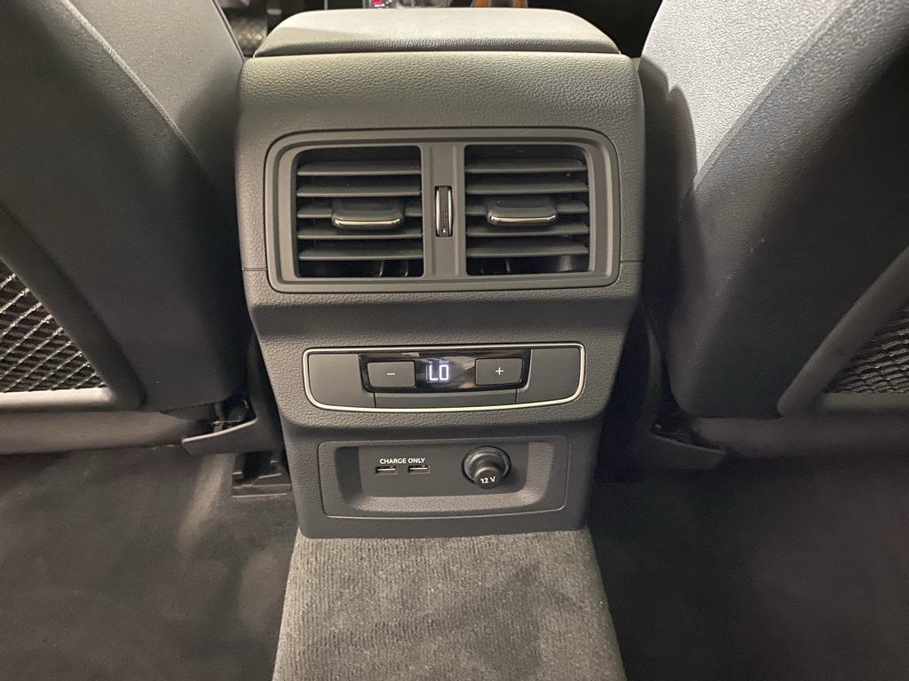 2023 Audi Q5 45 S line Premium photo 22