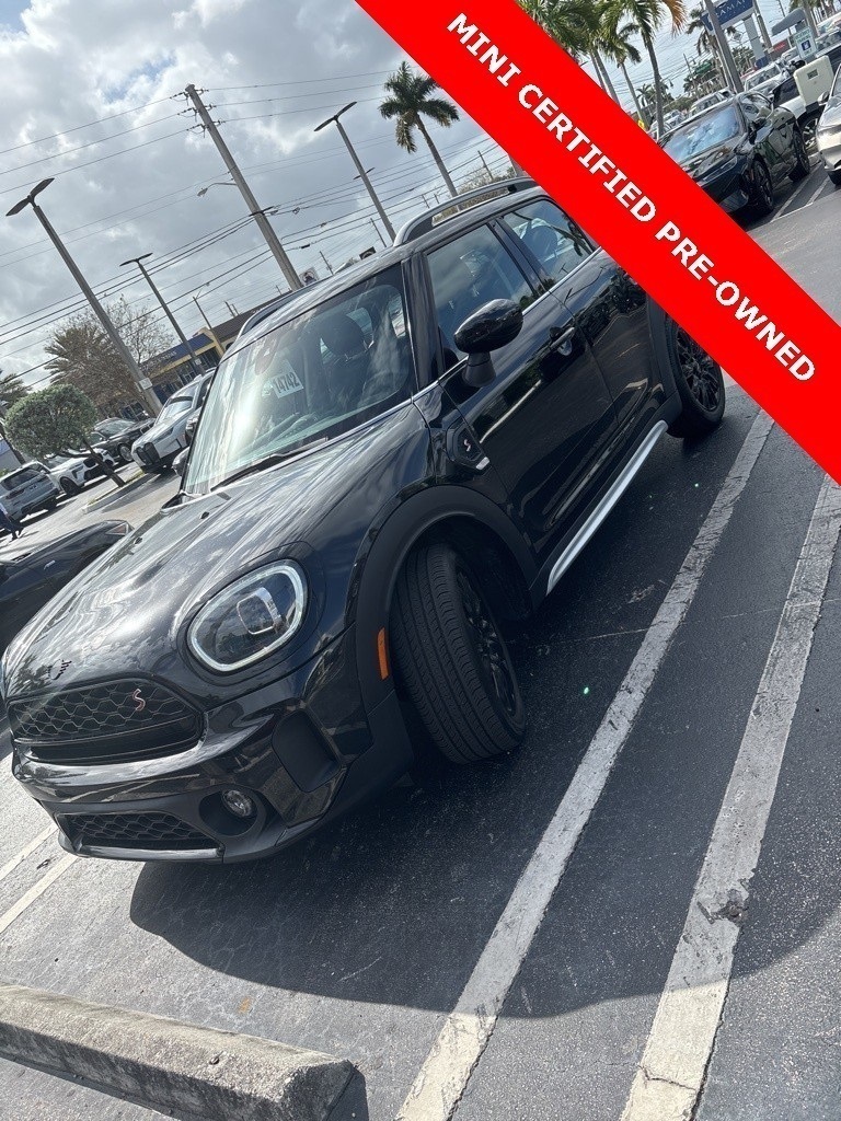 2023 MINI Countryman S's photo