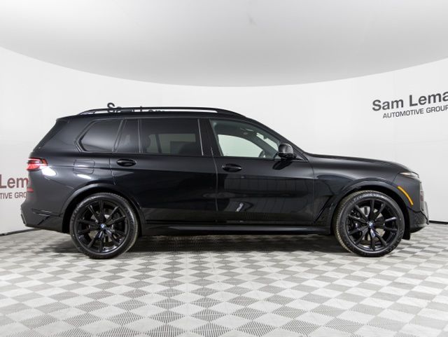 2025 Bmw X7 M60i photo 29