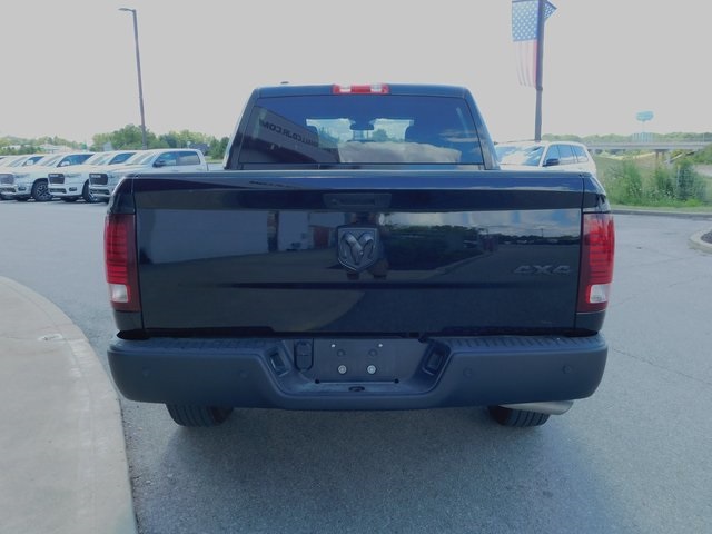 2024 Ram 1500 Classic Warlock photo 4