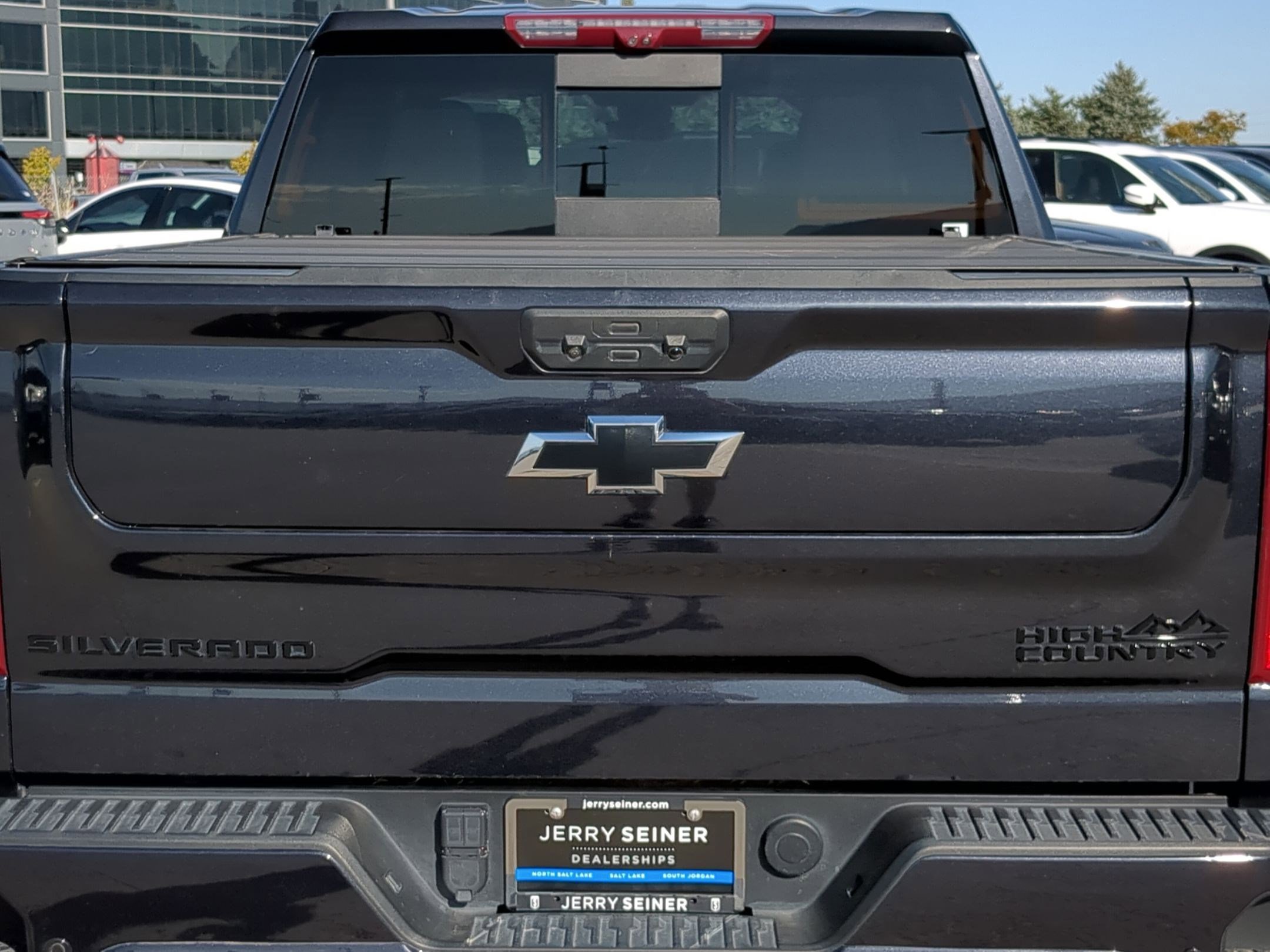 2023 Chevrolet Silverado 1500 High Country photo 13