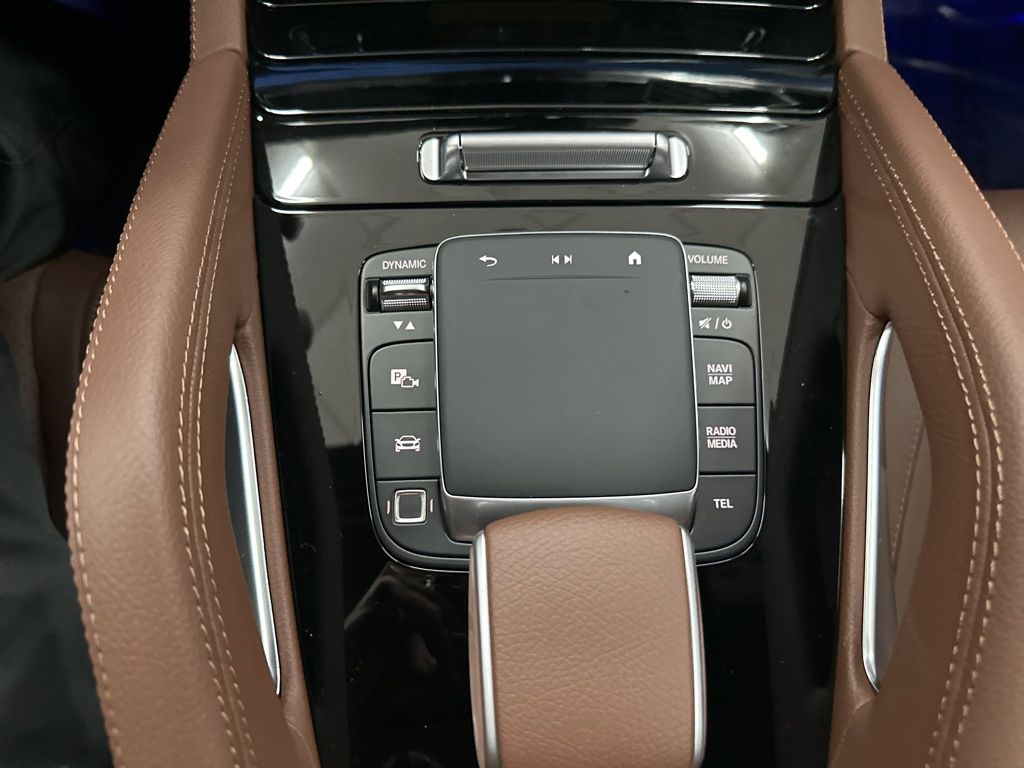 2026 Mercedes Benz GLE 450e 4MATIC photo 16