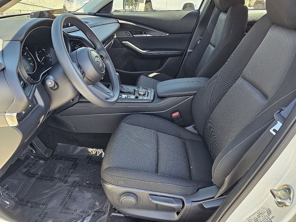 2025 Mazda CX-30 2.5 S photo 23