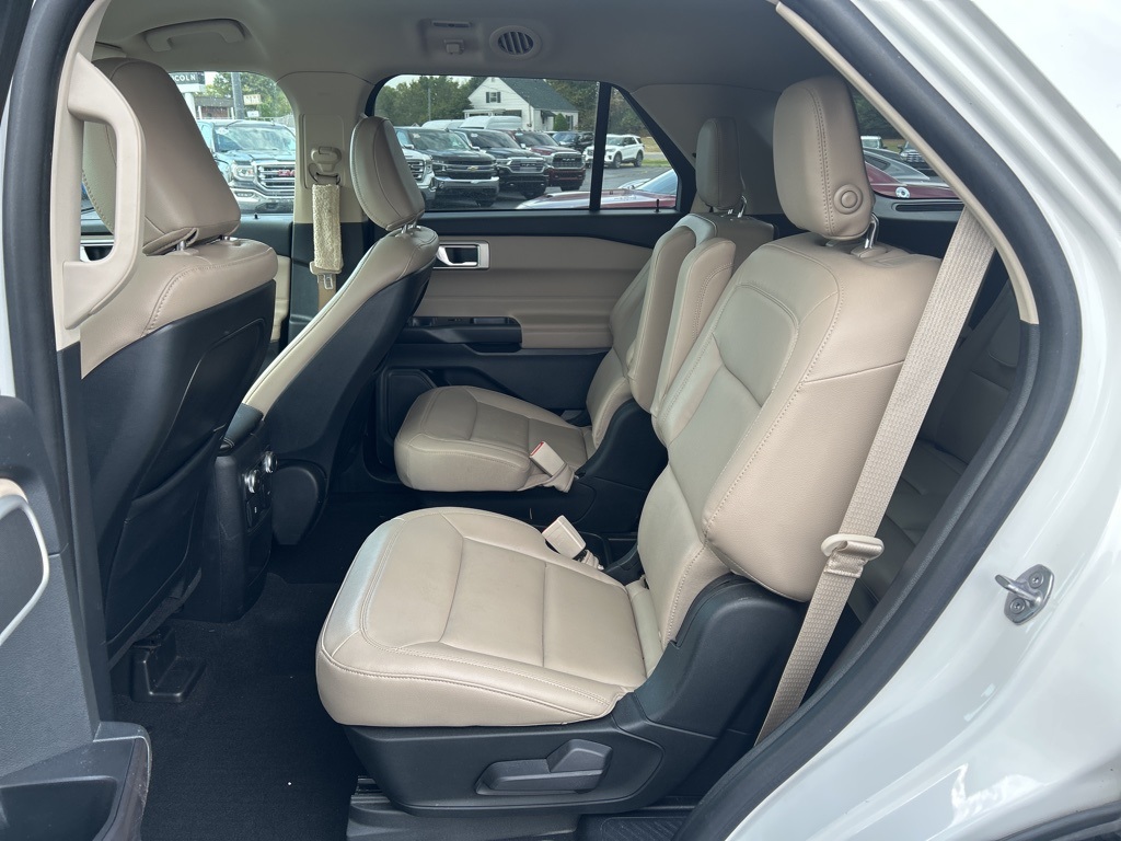 2020 Ford Explorer XLT photo 4