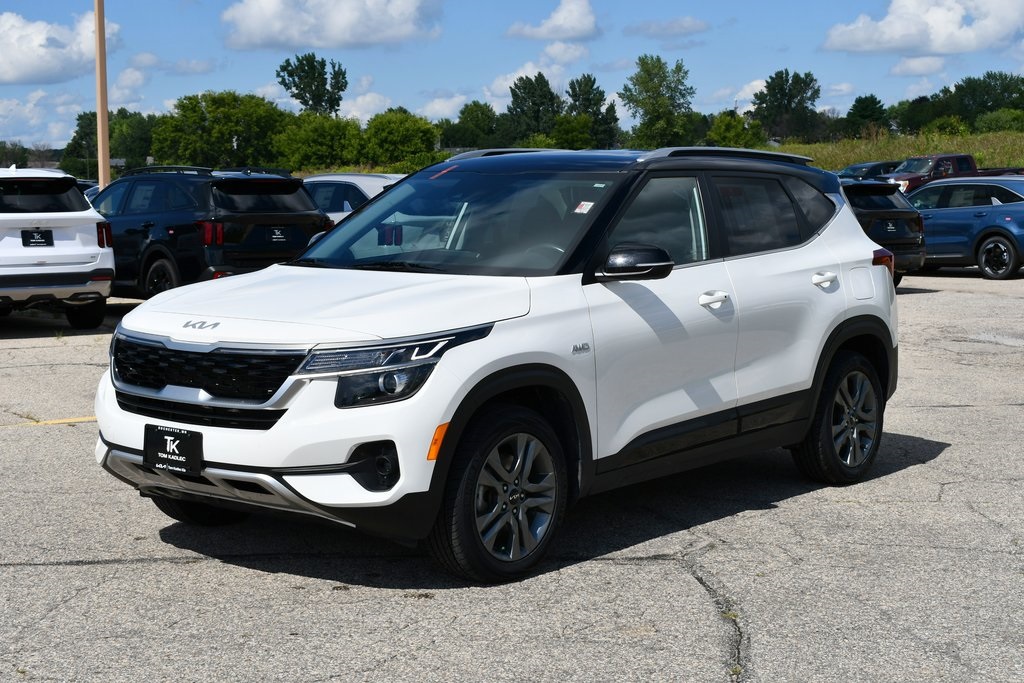 Certified 2022 Kia Seltos S with VIN KNDEUCAA6N7295073 for sale in Rochester, Minnesota