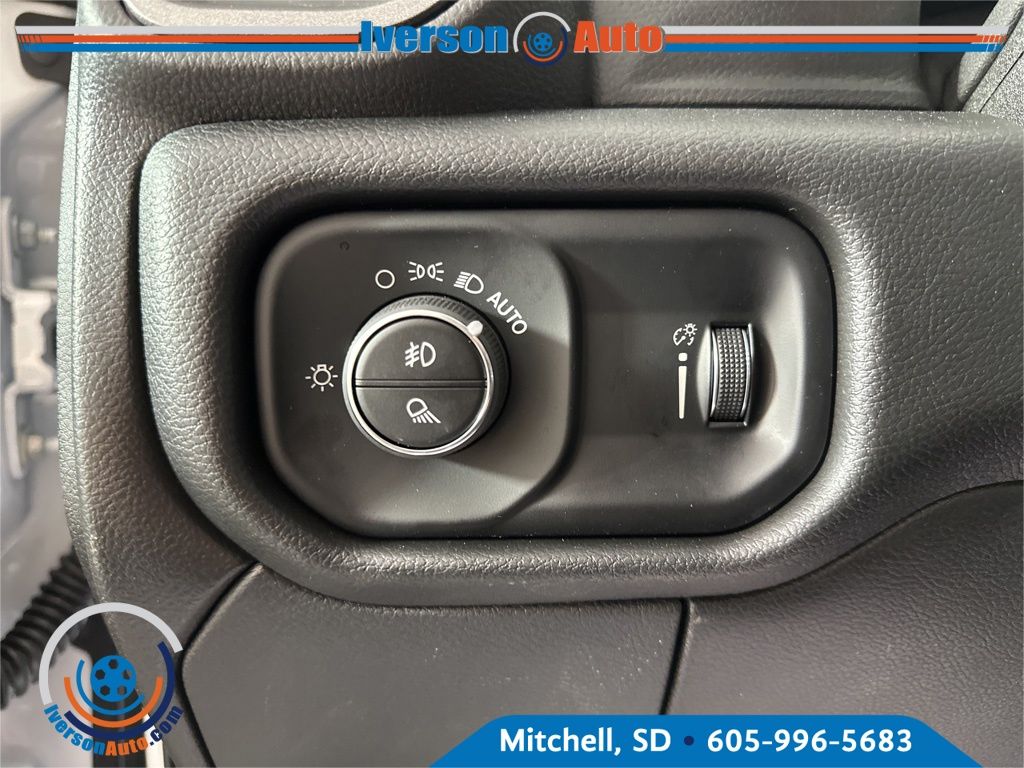 2025 Ram 2500 Tradesman photo 15