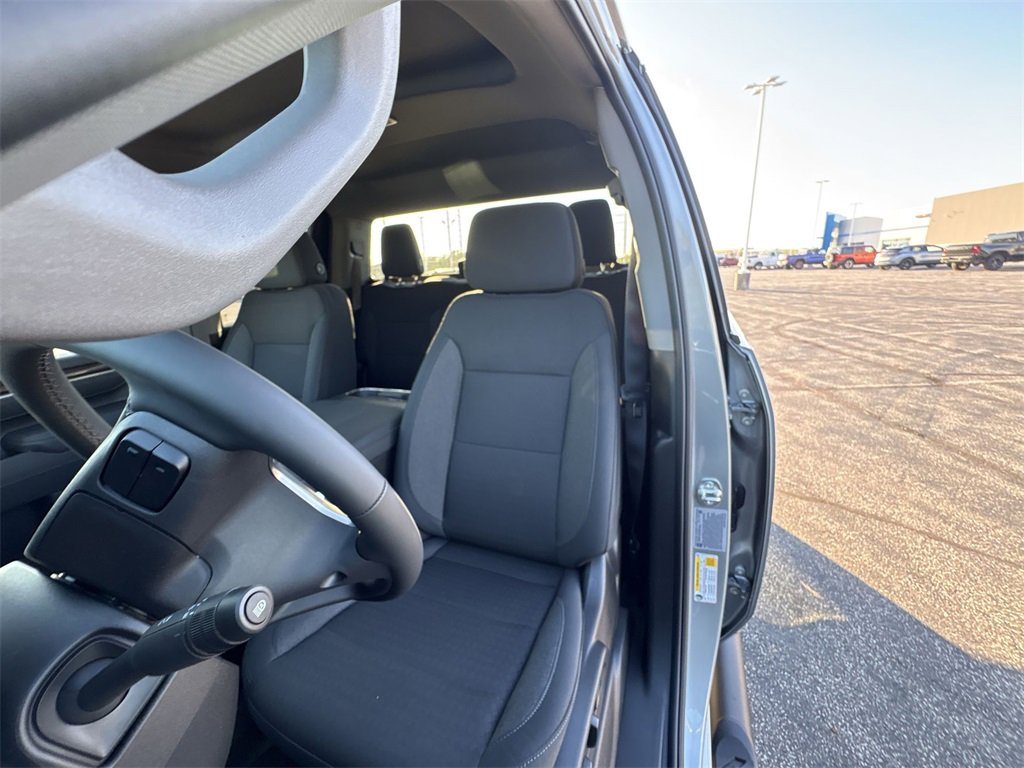 2026 Chevrolet Silverado 2500HD LT photo 11