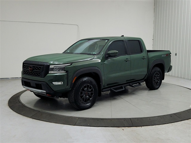 2022 Nissan Frontier PRO-4X photo 3