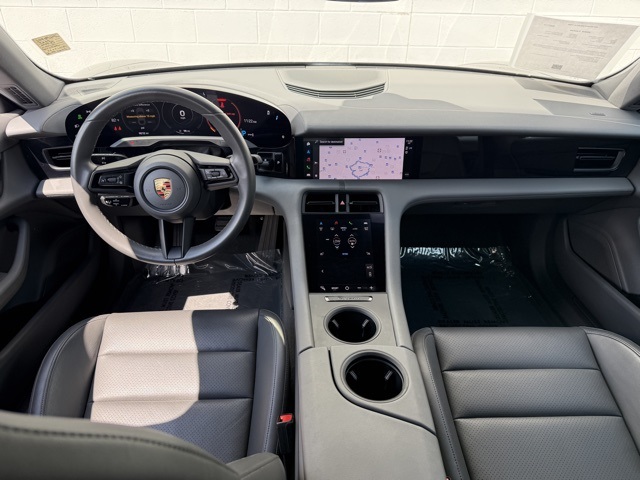 2023 Porsche Taycan Base photo 13