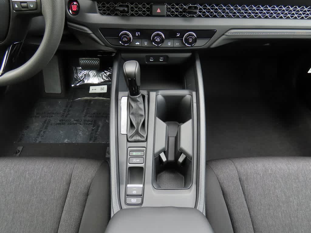 2025 Honda Accord LX photo 17