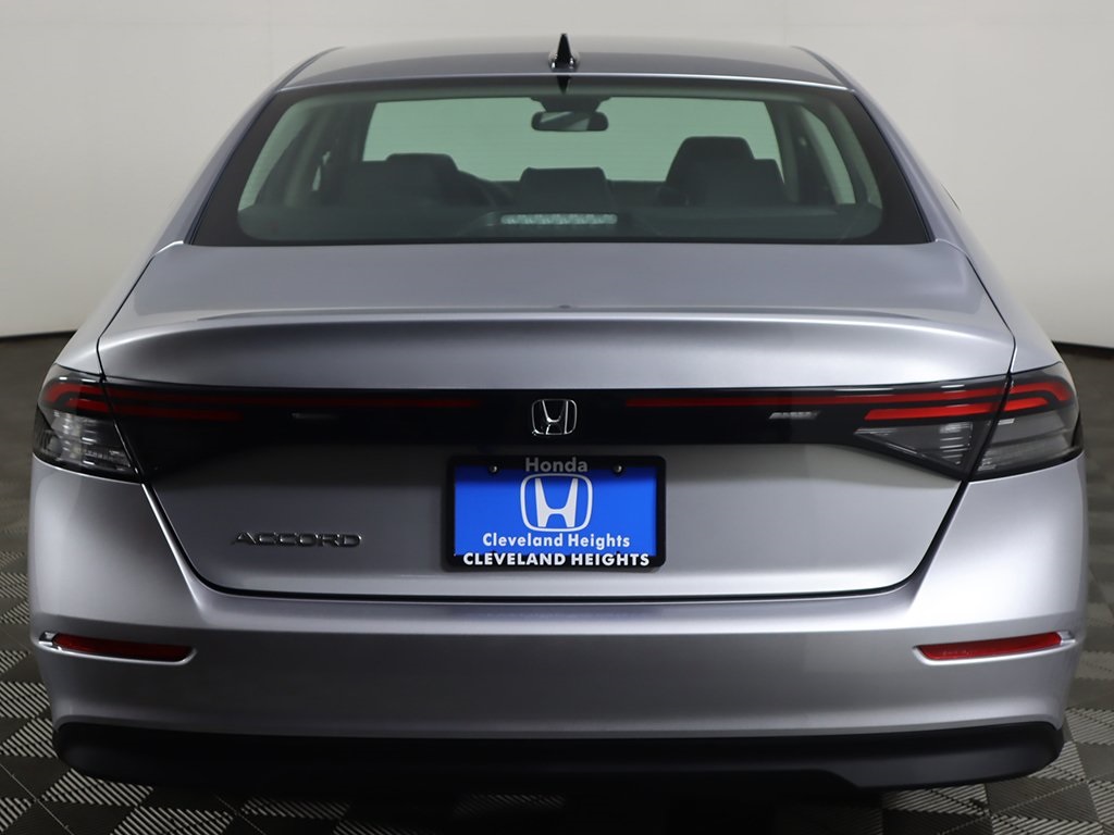 2025 Honda Accord SE photo 7