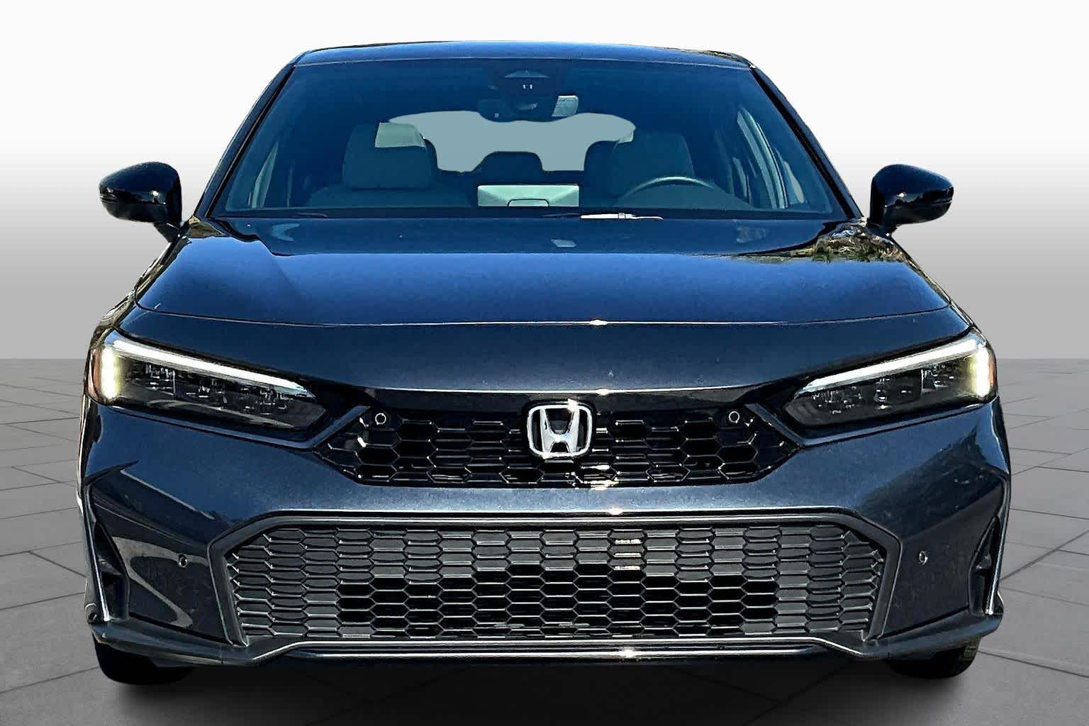 2025 Honda Civic Hatchback Sport Touring photo 3