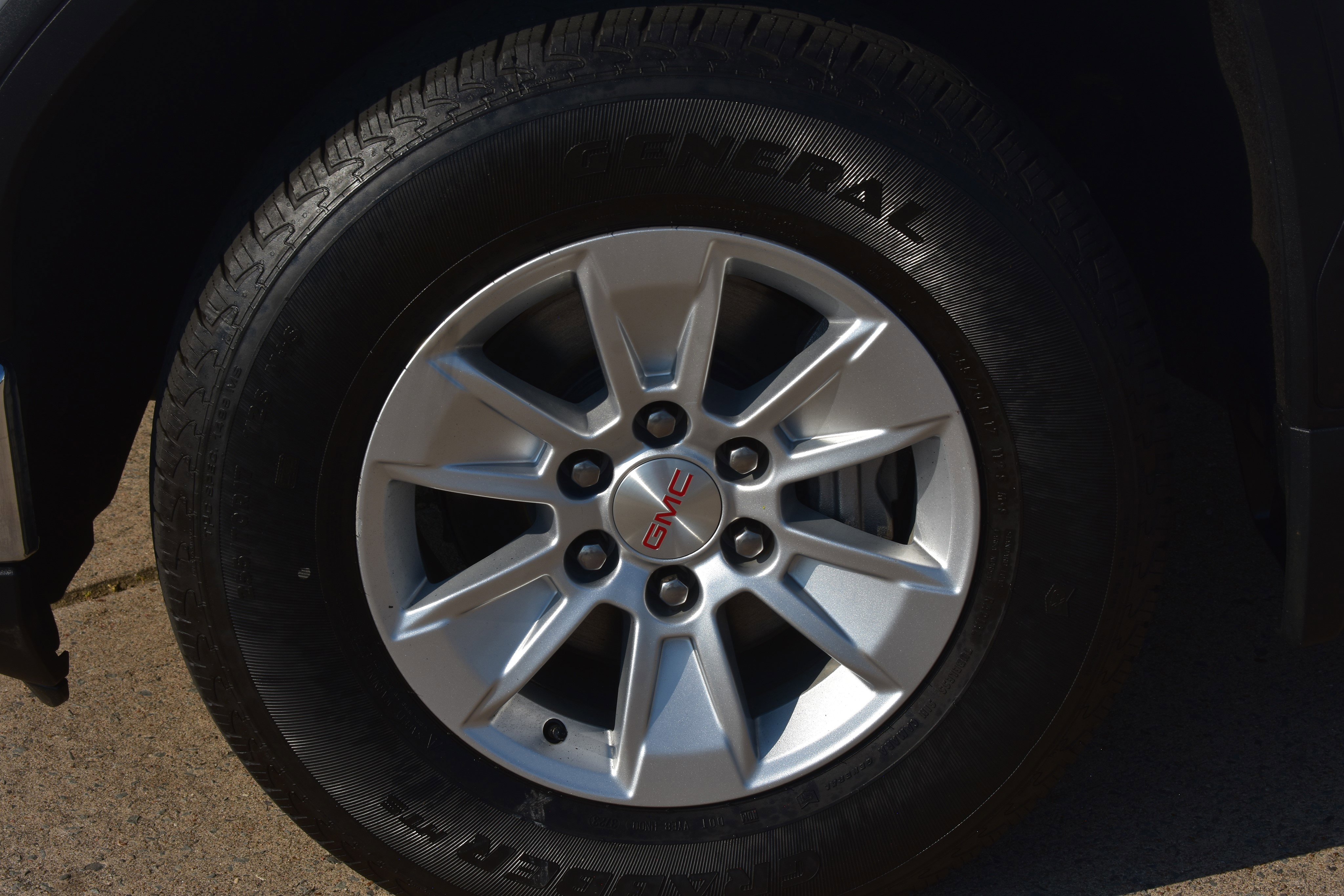 2024 Gmc Sierra 1500 SLE photo 4