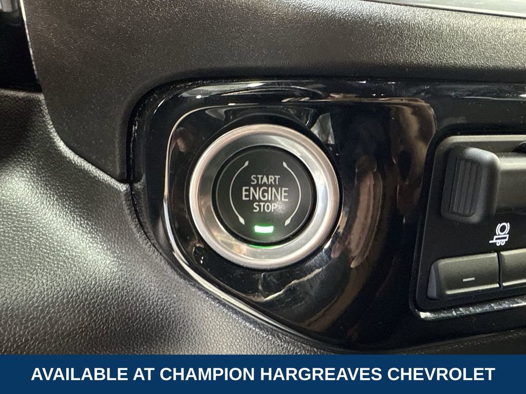 2022 Chevrolet Silverado 1500 RST photo 16