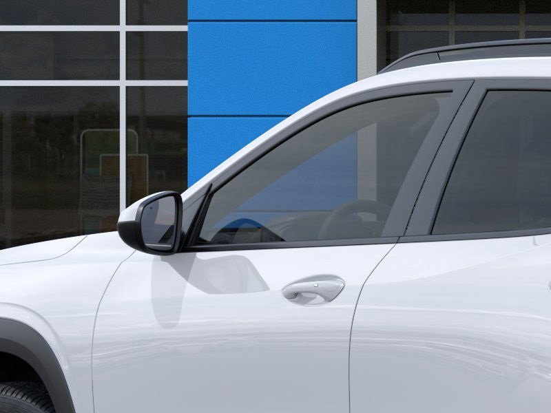 2025 Chevrolet Trax LT photo 11