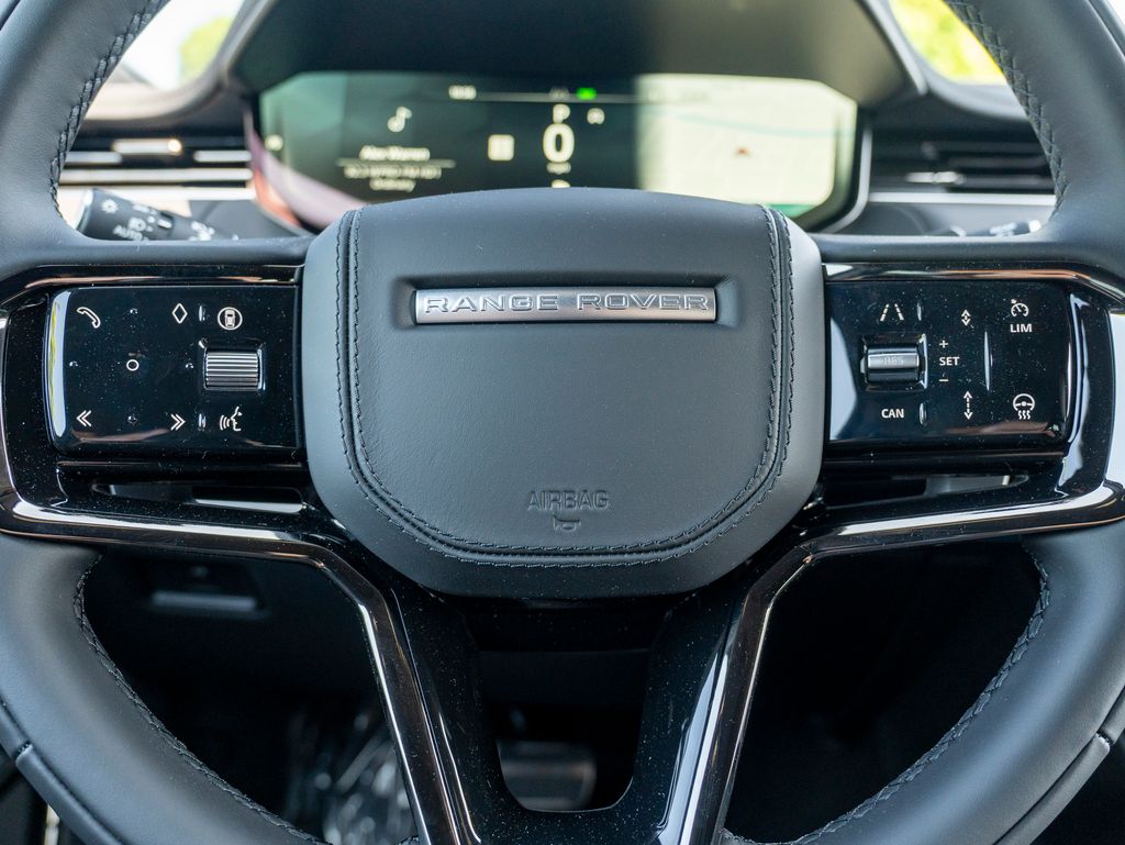 2025 Land Rover Range Rover Sport SE photo 14